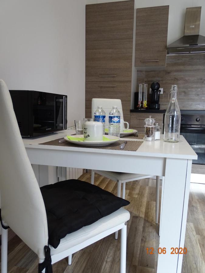 Legend- Parking Prive Gratuit- Terrasse Privee- Wifi - Convert - Alimentec Bourg-en-Bresse Ngoại thất bức ảnh