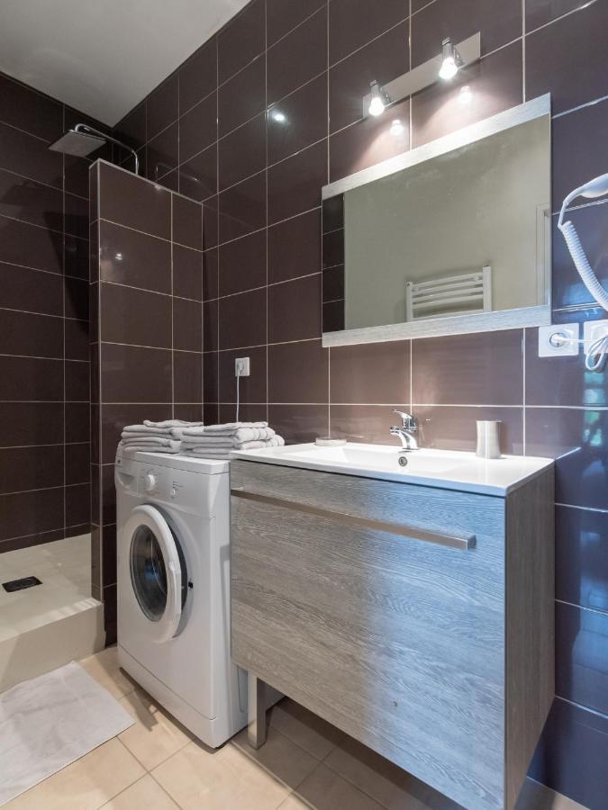 Legend- Parking Prive Gratuit- Terrasse Privee- Wifi - Convert - Alimentec Bourg-en-Bresse Ngoại thất bức ảnh