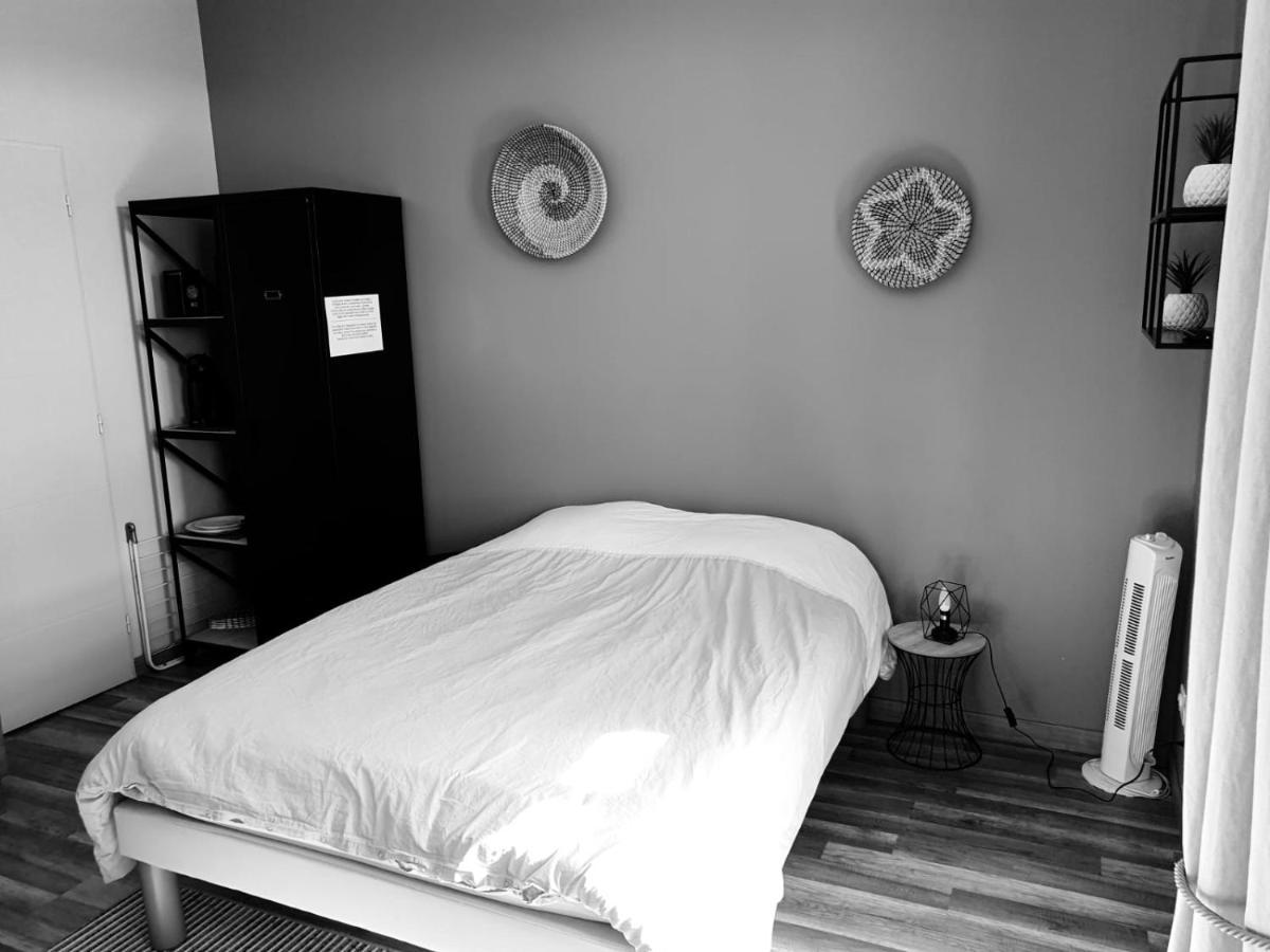 Legend- Parking Prive Gratuit- Terrasse Privee- Wifi - Convert - Alimentec Bourg-en-Bresse Ngoại thất bức ảnh